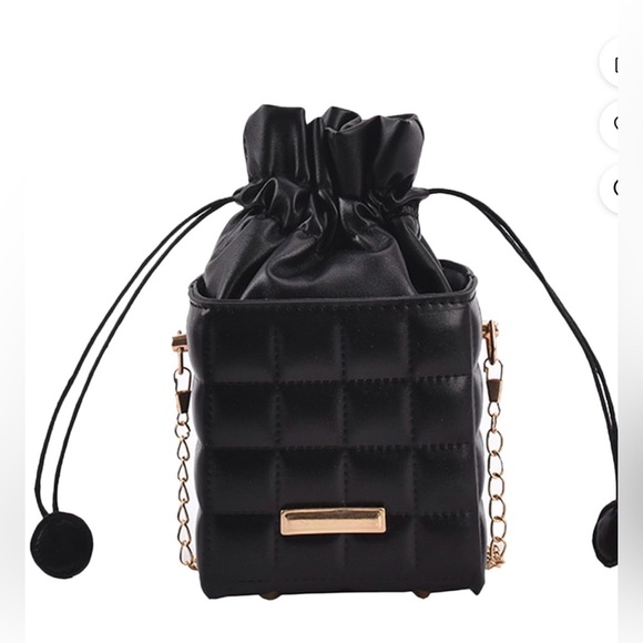 Handbags - Black Quilted Drawstring Bag